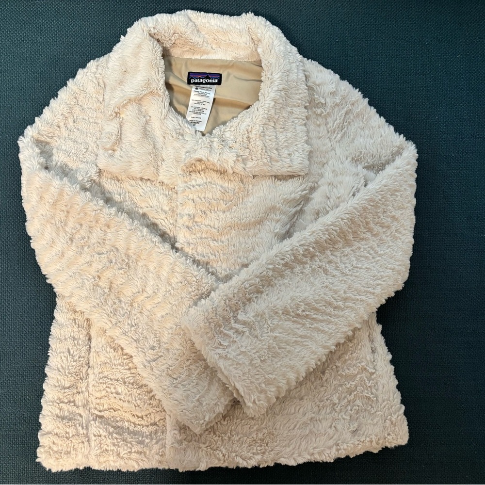 Patagonia Women's Cream Fleece Jacket